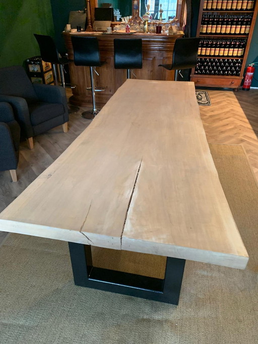 Tree trunk table