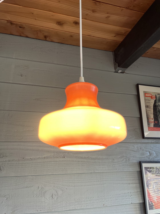 Image 1 of Lampada a sospensione vintage in vetro opalino