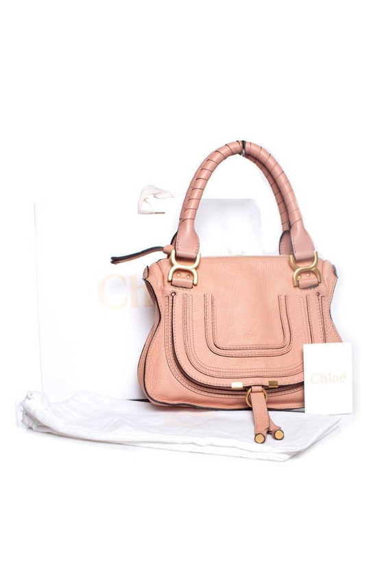 Image 1 of Chloe, piccola borsa Marcie in pelle color rosa Fallow