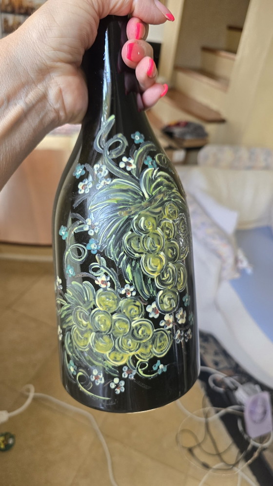 Bouteilles vintage peintes à la main – Sculptures en verre, Glass (photo 4 of 5)