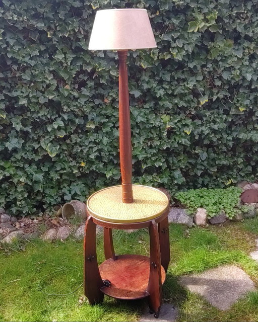 Art Deco side table with lamp
