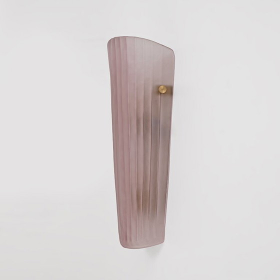 Image 1 of Paar Wandleuchten aus Muranoglas, rosa geripptes Glas und Messing, Italien