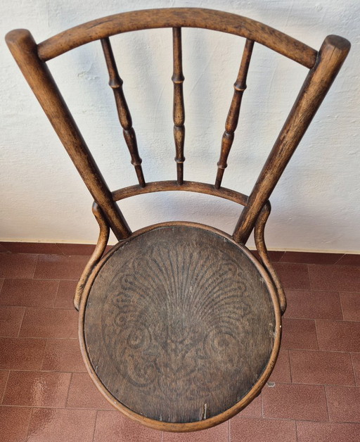 Sedia da caffè in legno curvato degli anni '20