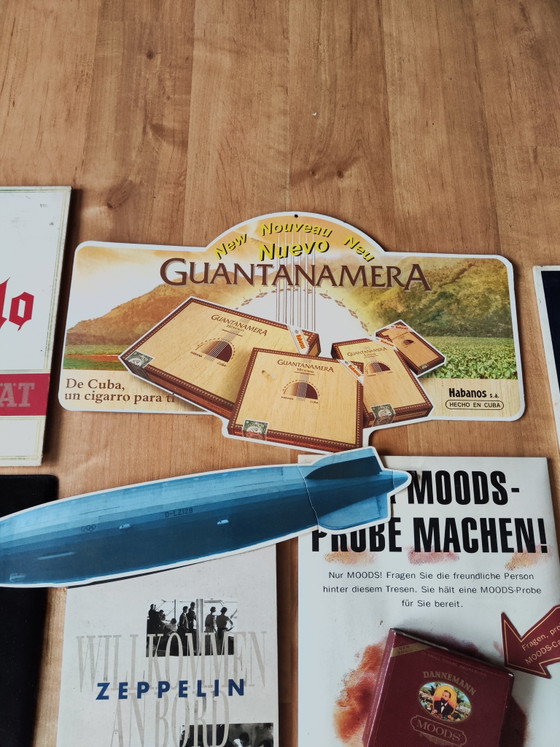 36 x Original Advertising / Signs / Posters - Cigarettes & Tobacco – Decorative Objects, Rubber, Plastic (photo 4 of 11)