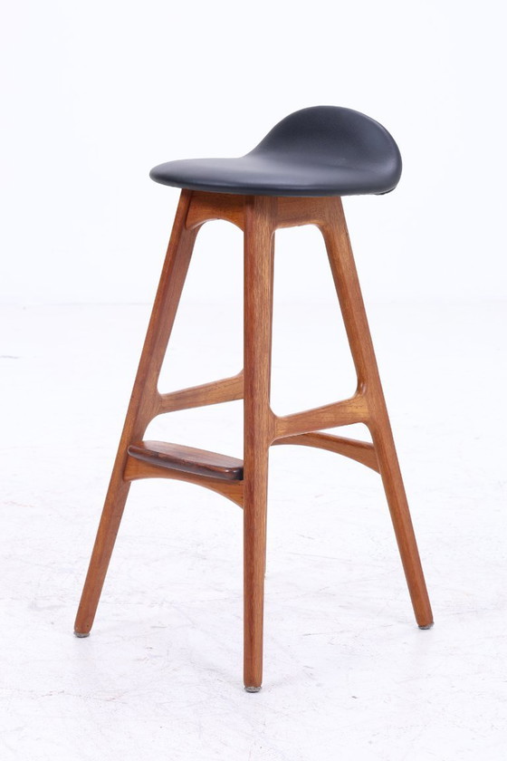 Image 1 of 4 vintage bar stools OD61 by Erik Buch | Mid - Century seat stool leather Oddense Maskinsnedkeri A / S | Retro bar stool #08-23