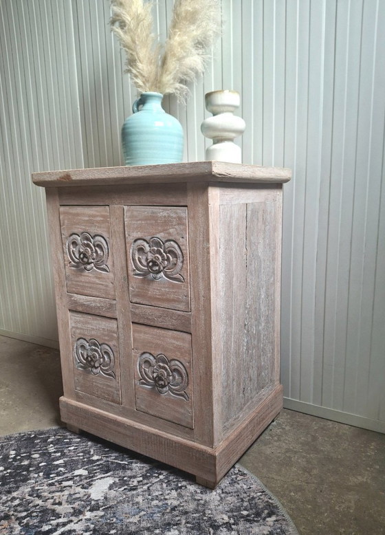 Image 1 of Credenza con 4 cassetti realizzata in legno massello di teak riciclato