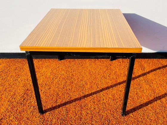 Image 1 of Coppia di tavolini impilabili di P. Guariche per MEUROP. Vintage anni '60/'70