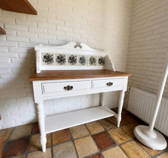 Image 1 of Lavabo antico vittoriano in pino con piastrelle floreali (circa 1890) – Pezzo unico!