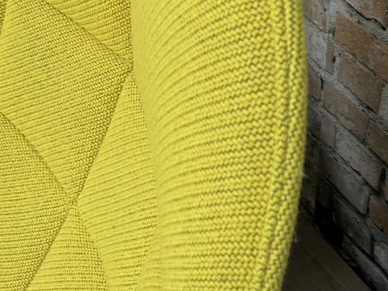 Image 1 of Hay Uchiwa amarillo