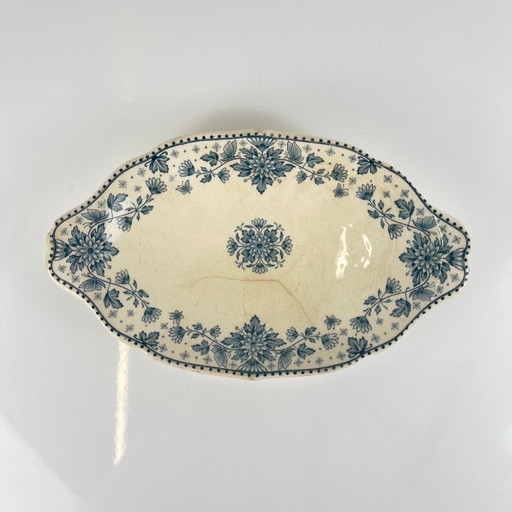 Bord met "Estrées"-patroon, door U&C Sarreguemines, blauw, 1900