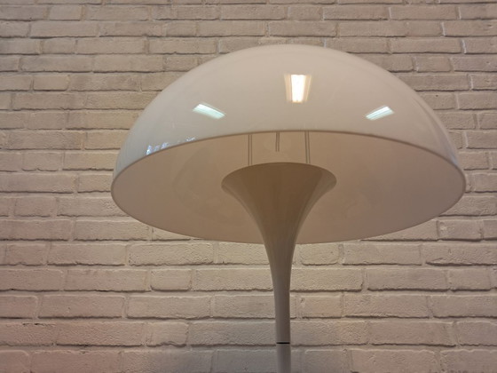 Image 1 of Pathella floorlamp