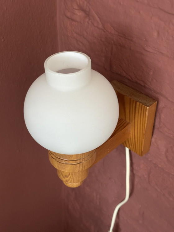 Image 1 of Lámpara de pared de madera de pino Aneta Suecia