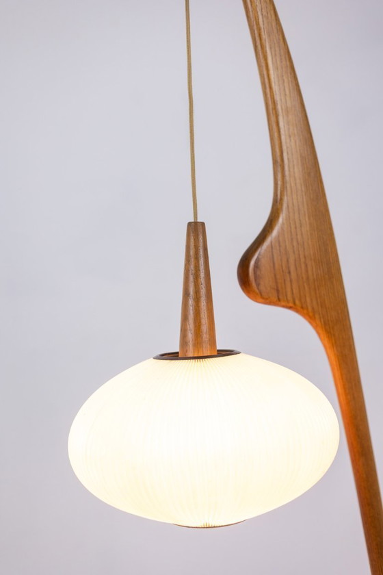 Image 1 of François Rispal. Lampe de sol, modèle « Mante religieuse ». Années 1950-60