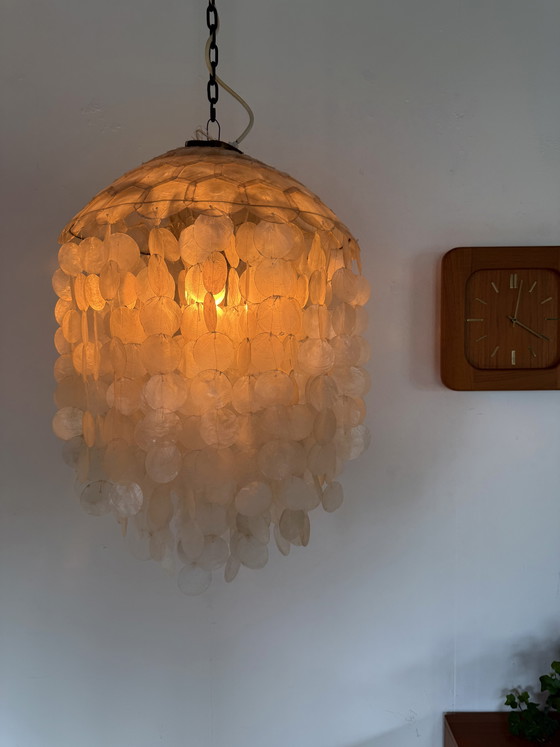 Image 1 of Vintage XL Capiz mother-of-pearl shell pendant lamp ‘70s