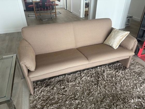 2 Leolux bora bankjes, 2 zitsbanken, Textiel, Beige (foto 4 van 8)