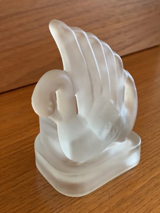 Image 1 of Bougeoirs cygnes en verre dépoli, style Art déco, lot de 2, années 1930