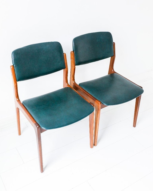 Set of two retro dining chairs