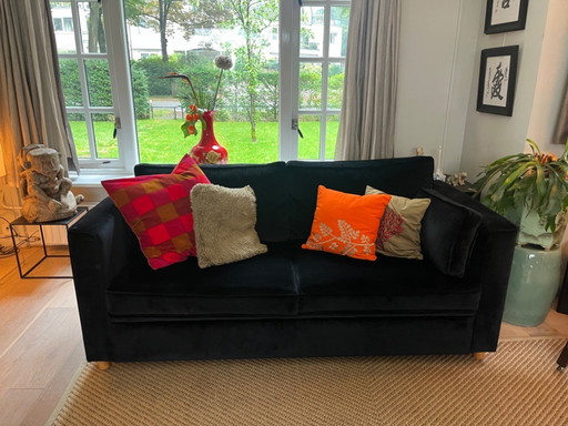 Gelderland Sofa 5811 – neu bezogen mit schwarzem Samt