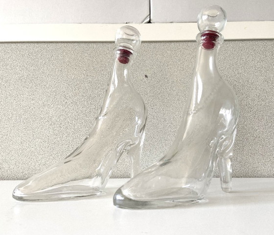 Image 1 of 2 bottiglie/flaver in vetro vintage, design registrato, KEFLA Francia, tacchi alti, decorative