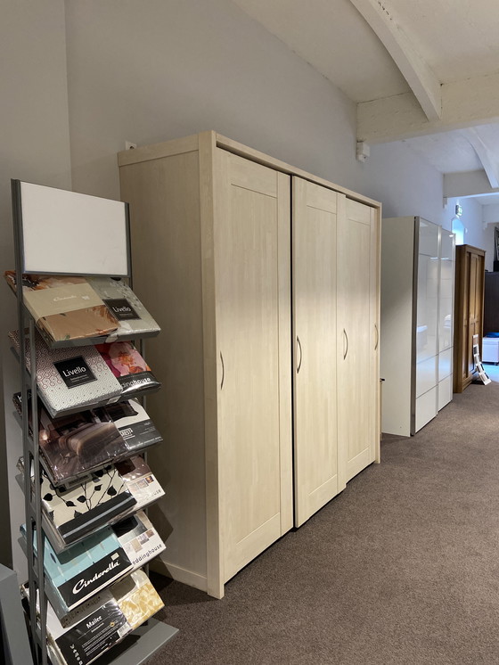 Image 1 of garde-robe Azure