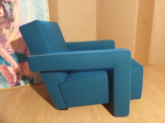 Image 1 of Cassina Utrecht 637, nueva, nunca usada, en tela de lana azul petróleo (serie 13L), costuras de caballo