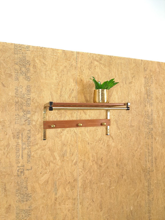 Image 1 of Goldfarbener Kleiderständer aus Schweden mit Teakholz und Regal Nr.1
