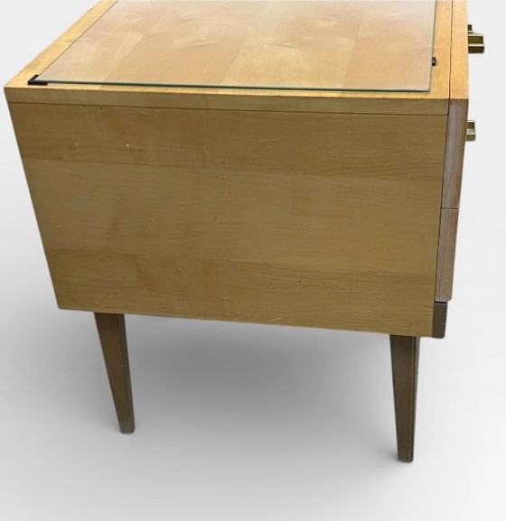 Coiffeuse / Commode Vintage Mid Century – Placage Érable – Poignées Laiton – Plateau Verre – Années 50/60 – (photo 12 of 17)