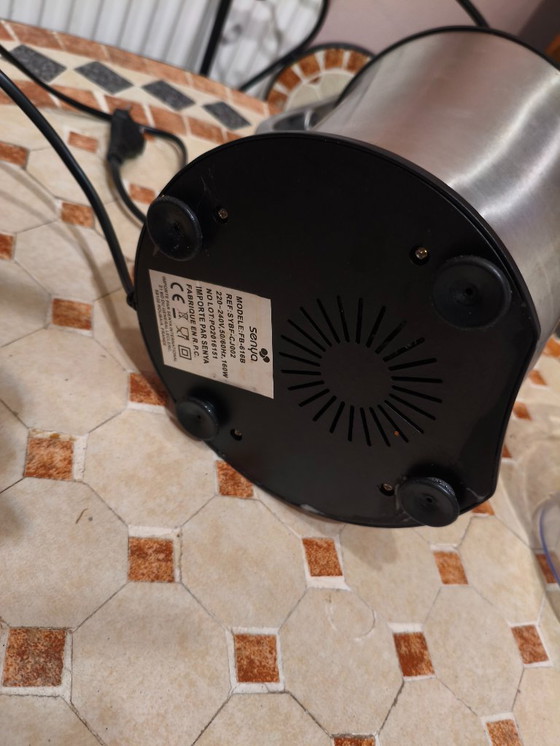 Image 1 of Senya brand 0.7L electric citrus juicer