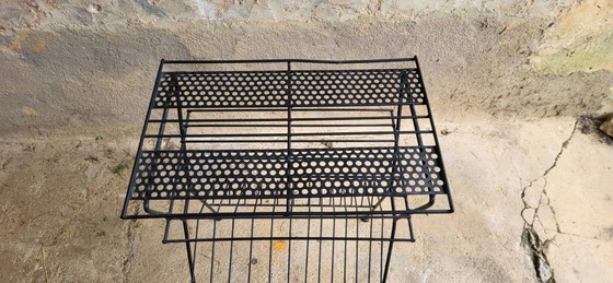 Metal magazine/vinyl rack – Magazine rack (photo 5 of 6)