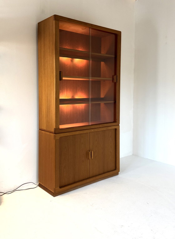 Image 1 of Vintage XL Danish display cabinet, Silkeborg Møbelfabrik '70