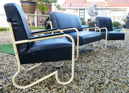 Banc et 2 chaises