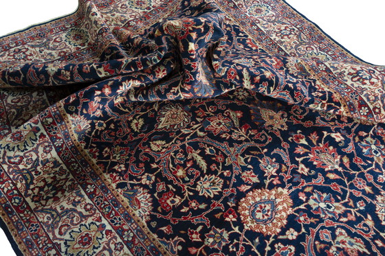 Image 1 of Handgeknüpfter Sarough Orientteppich – 310 x 215 cm – Traditionelles Floraldesign auf Dunkelblau