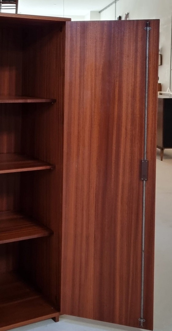 Image 1 of Mid Century kledingkast