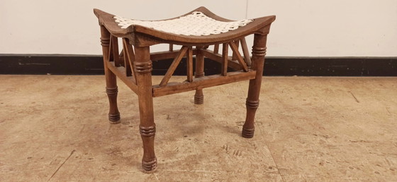 Image 1 of Kruk di Tebe in stile neo-egiziano d'epoca