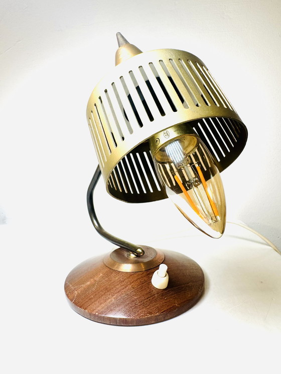 Image 1 of TAFELLAMP VAN TEAK & BRAS, ca 1950/1960