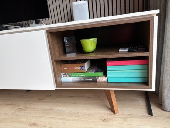 Image 1 of Meuble TV moderne Trendhopper uni