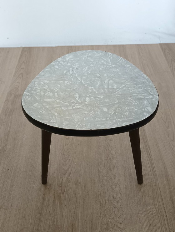 Image 1 of Kleiner Beistelltisch aus den 50er Jahren