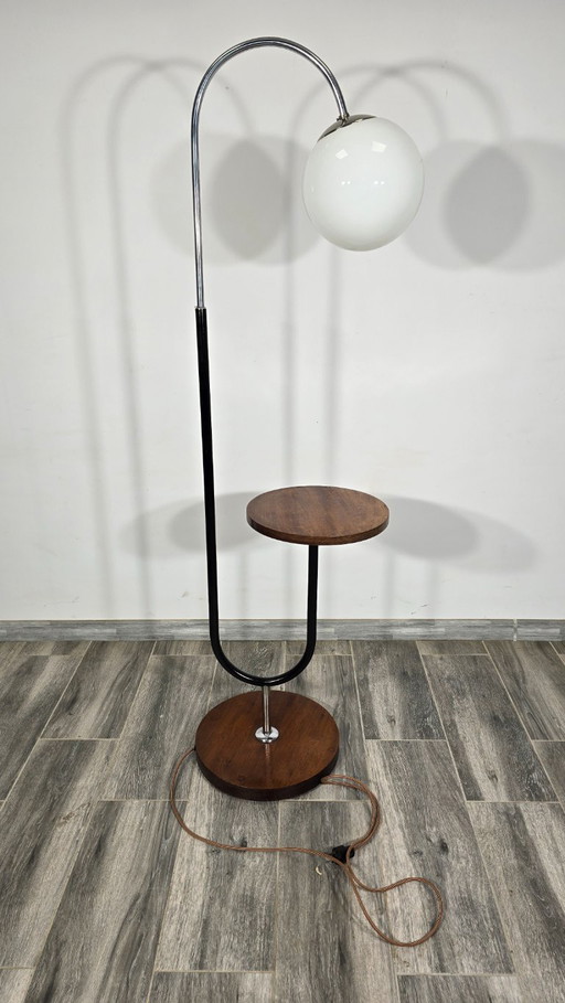 Lampadaire de Jindrich Halabala