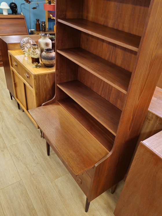 Image 1 of Vintage Deense Boekenkast Openkast Ladekast