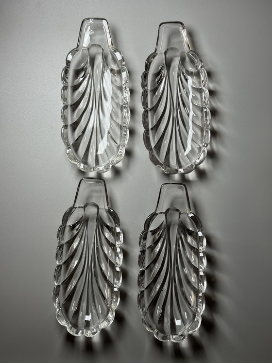 Image 1 of Juego de 4 platos de hoja de plátano de Val Saint Lambert, cristal belga de mediados de siglo, década de 1950.