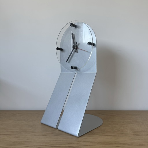 Reloj de mesa Clocky Clock de Seccose Design