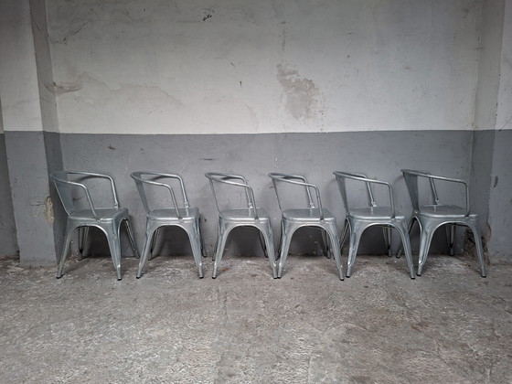 Image 1 of 6 x Tolix A gegalvaniseerd stalen stoelen