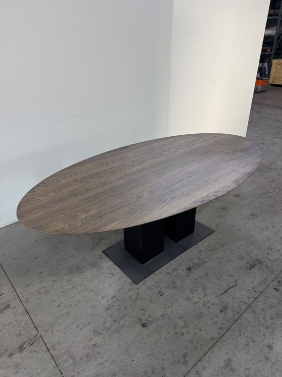 New Bert Plantagie Oak Oval Dining Table 220x115x76cm – Wood (photo 4 of 6)