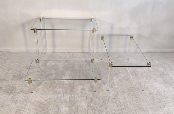Image 1 of Charles Hollis Jones – Tables d’appoint & étagère modulable design verre et laiton 