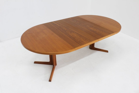 Image 1 of Vintage Deense ronde uitschuifbare eettafel tafel Gudme 