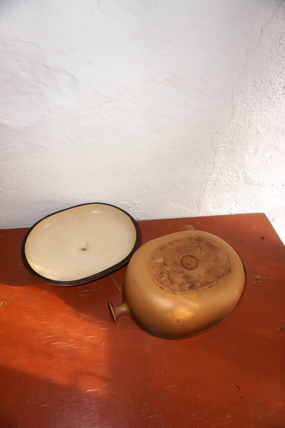 Image 1 of vintage le creuset brown enameled dust oven * cast iron cocotte * size 29 * le mama * enzo mari * french kitchenware * mid-centu