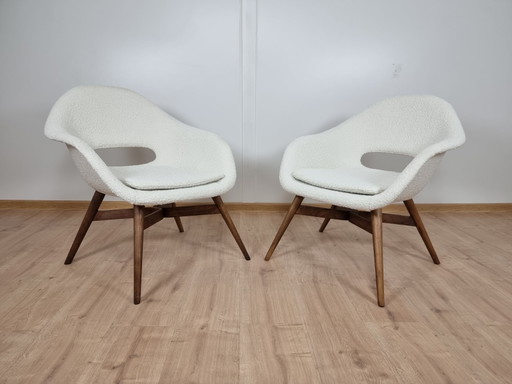 2 poltrone a conchiglia Miroslav Navratil