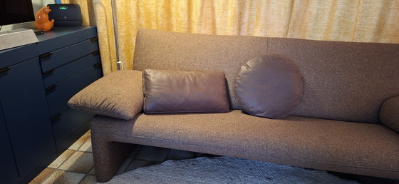 Image 1 of Set of 2 dark brown leather cushions, round and rectangular