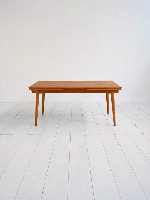 Ausziehbarer Esstisch Modell „AT 312“ von Hans J. Wegner