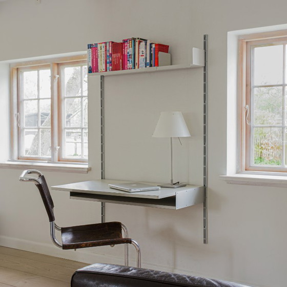 Vitsoe 606 Desk Shelf 90cm – Armadi a muro, Aluminium (photo 2 of 12)